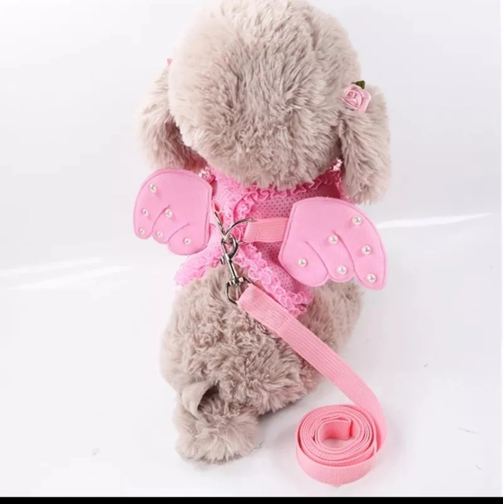 Pink pet Pearl angel wing harness and leash